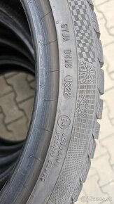 Zimne pneumatiky 225/40 R19 93V - 4