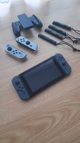 Nintendo Switch - 4