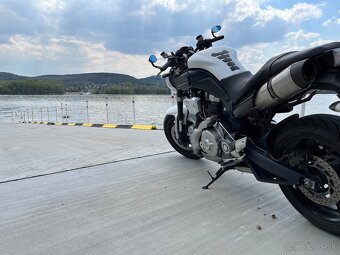 Yamaha MT-01 - 4