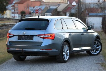 Škoda Superb Combi 2.0 TDI 4x4, Manuál, zodvihnutý podvozok - 4