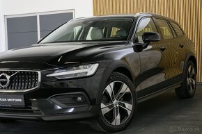 Volvo V60 Cross Country B4 145kW 4x4 Tažné Kůže LED Keyless - 4