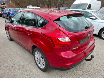 FORD FOCUS 1,6i 77 kW 2012 - 4