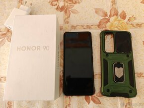 Honor 90  12/512 - 4