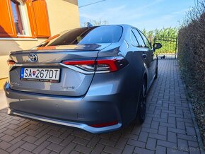 Toyota Corolla Hybrid Executive+VIP len 75 000 km - 4