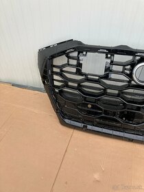 audi rsq8 rs q8 maska cerna mrizka grill - 4