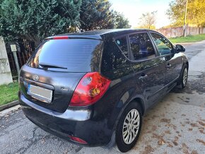 Kia ceed 1.6 crdi - 4