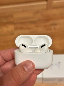 Apple Airpods Pro (1st gen) - 4