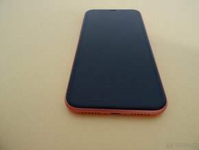 iPhone XR 128GB CORAL - ZÁRUKA 1 ROK - VELMI DOBRÝ STAV - 4