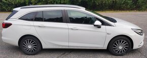 Opel Astra Sport tourer - 4