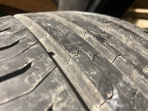 Continental 215/60 R16 V - 4