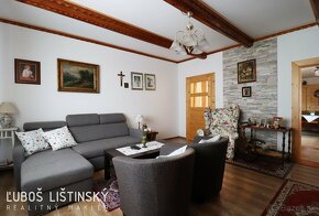 PREDAJ Rodinný dom po rekonštrukcii (250m2), pozemok 680m2 - 4