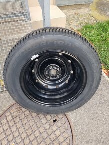 Predám zimné kolesá 4ks 215/60 R16 - 6.5J 5x100 - 4