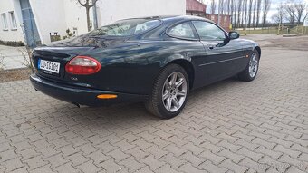 Jaguar xk8 - 4