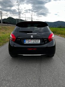 Peugeot 208 GTI - 4