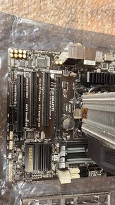 GIGABYTE B85M-D3H-A - 4