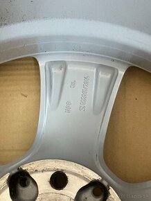 5x112 R18 8J ET38 pasujú na Volkswagen Passat B8 - 4