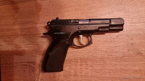 CZ 75B 9mm Luger - 4