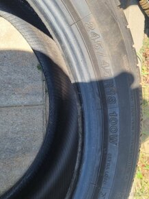 245/45R18 - 4