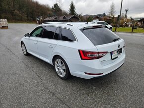 Škoda Superb 3 Combi 2.0 TDI DSG - 4