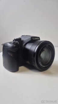 Panasonic Lumix DMC-FZ1000 - 4