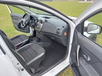 Dacia Sandero Stepway 0,9 TCe - 4