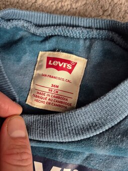 Levis - 4