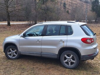 VW Tiguan 2.0 Tdi 103 kW CR  AT/6 4X4 - 4