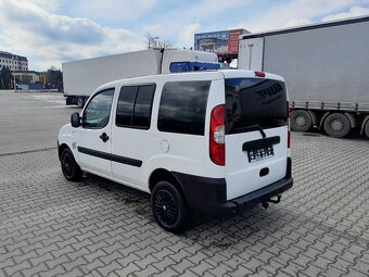 Fiat Doblo 1.9jtd 77kw combi model 2007 - 4