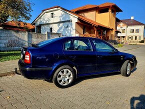 ŠKODA OCTAVIA 1.6 75KW BENZÍN - 4