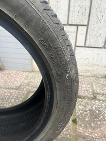 Predám zimné PNEU značky FULDA 225/45/R17 - 4