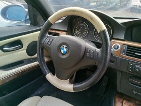 Rozpredám BMW E90 330i prerobené na M3 - 4