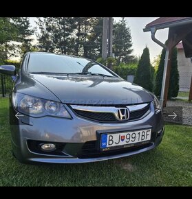 Honda Civic 4DR - 4