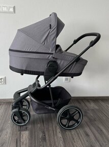 Easywalker Harvey3 a vajíčko Kiddy evolution pro2 - 4