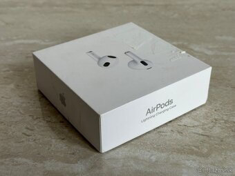 Apple AirPods 3 (nové, neaktivované) - 4