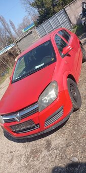 Rozpredám Opel Astra,,h,,1.7diesel - 4