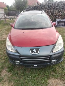 Rozpredám Peugeot 307 SW 1.6 HDi 66 kw - 4