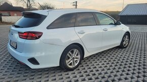 Kia Ceed - 4