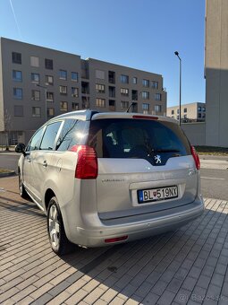 Predám Peugeot 5008 Mpv 84kw Manuál - 4