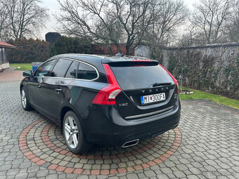 Volvo V60 D6 AWD 2.4  Diesel - 4