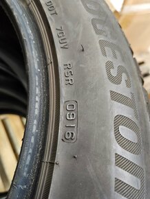 Bridgestone Blizzak 255/50 r20 6mm - 4