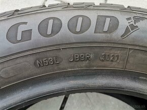 235/55 R18 zimné pneumatiky GOODYAER - 4