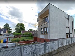 NA PREDAJ: 5 izbový dvojgeneračný poschodový RD so záhradou  - 4