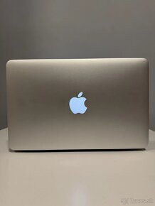 Apple MacBook Air 11 Mid 2012 - 4