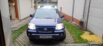 Nissan x-trail 2.2 - 4