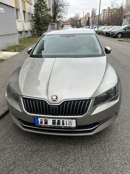 Škoda Superb 2.0 TDI Ambition - 4