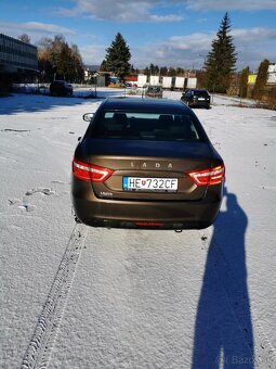 Lada Vesta 1,6 benzín - 4