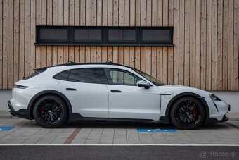 Porsche Taycan 4S Cross Turismo - 4