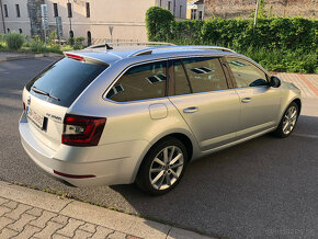 ŠKODA OCTAVIA COMBI STYLE 2,0 TDI 110KW DSG - 4