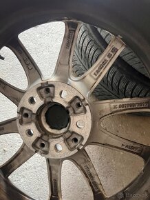 225/60 r18 - 4