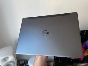 DELL Latitude 13-7370 - 4